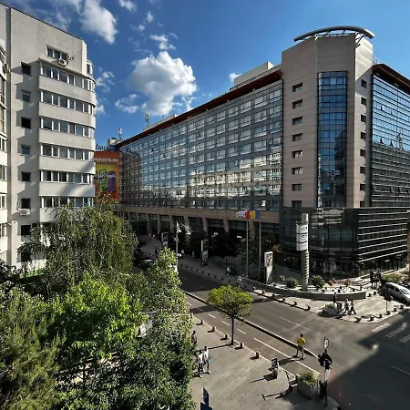 Boutique With Balcony & Radisson View Calea Victoriei Apartment *